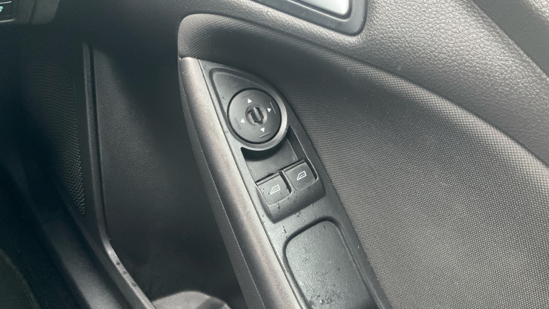 Ford Focus 1.0 EcoBoost 125 ST-Line 5dr Petrol Hatchback